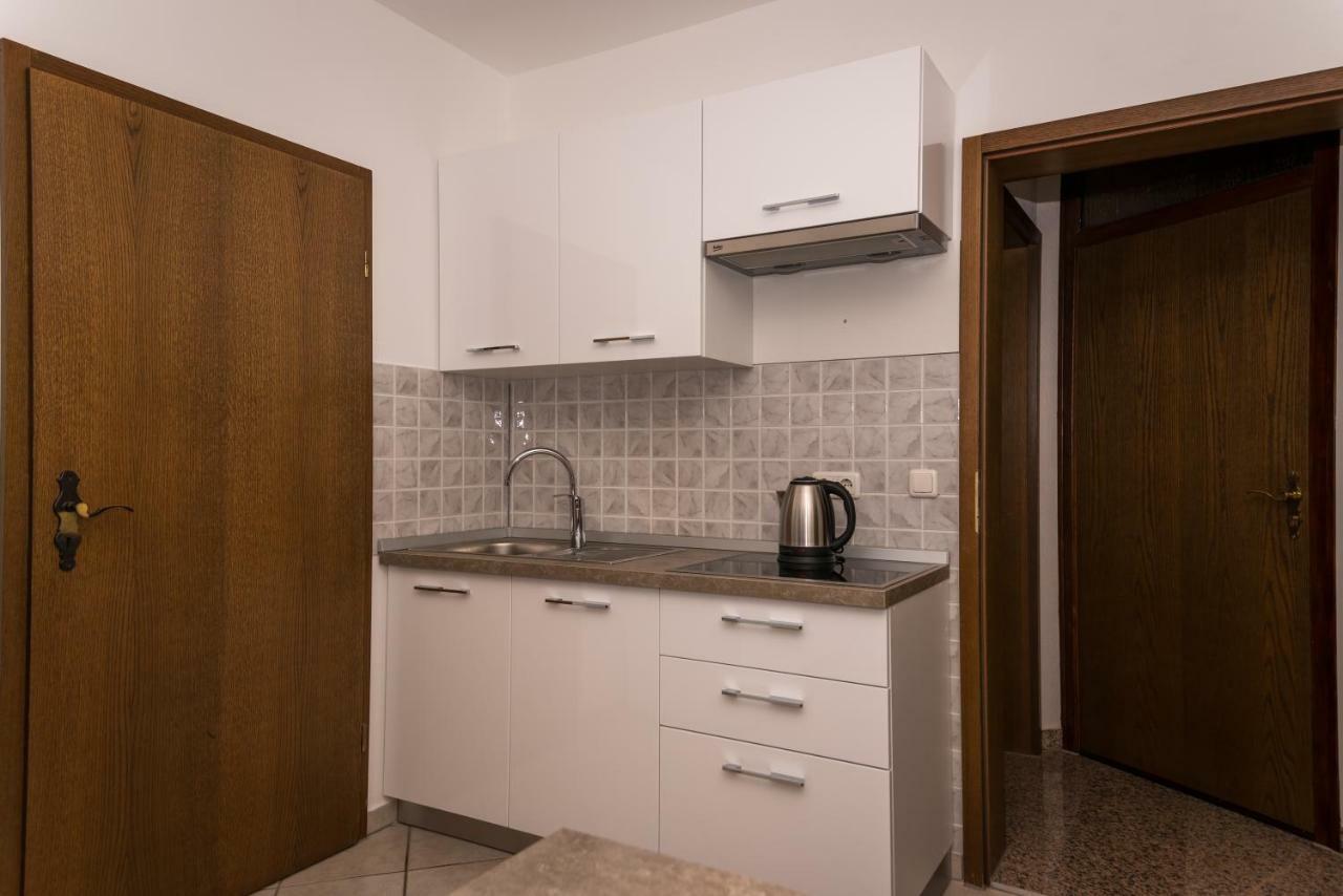Apartments Sanmichel Пула Екстериор снимка