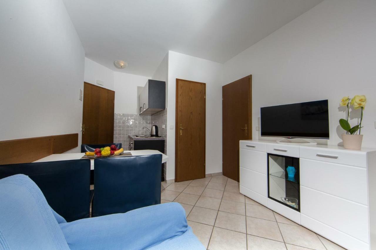 Apartments Sanmichel Пула Екстериор снимка