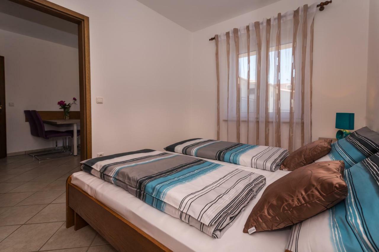Apartments Sanmichel Пула Екстериор снимка