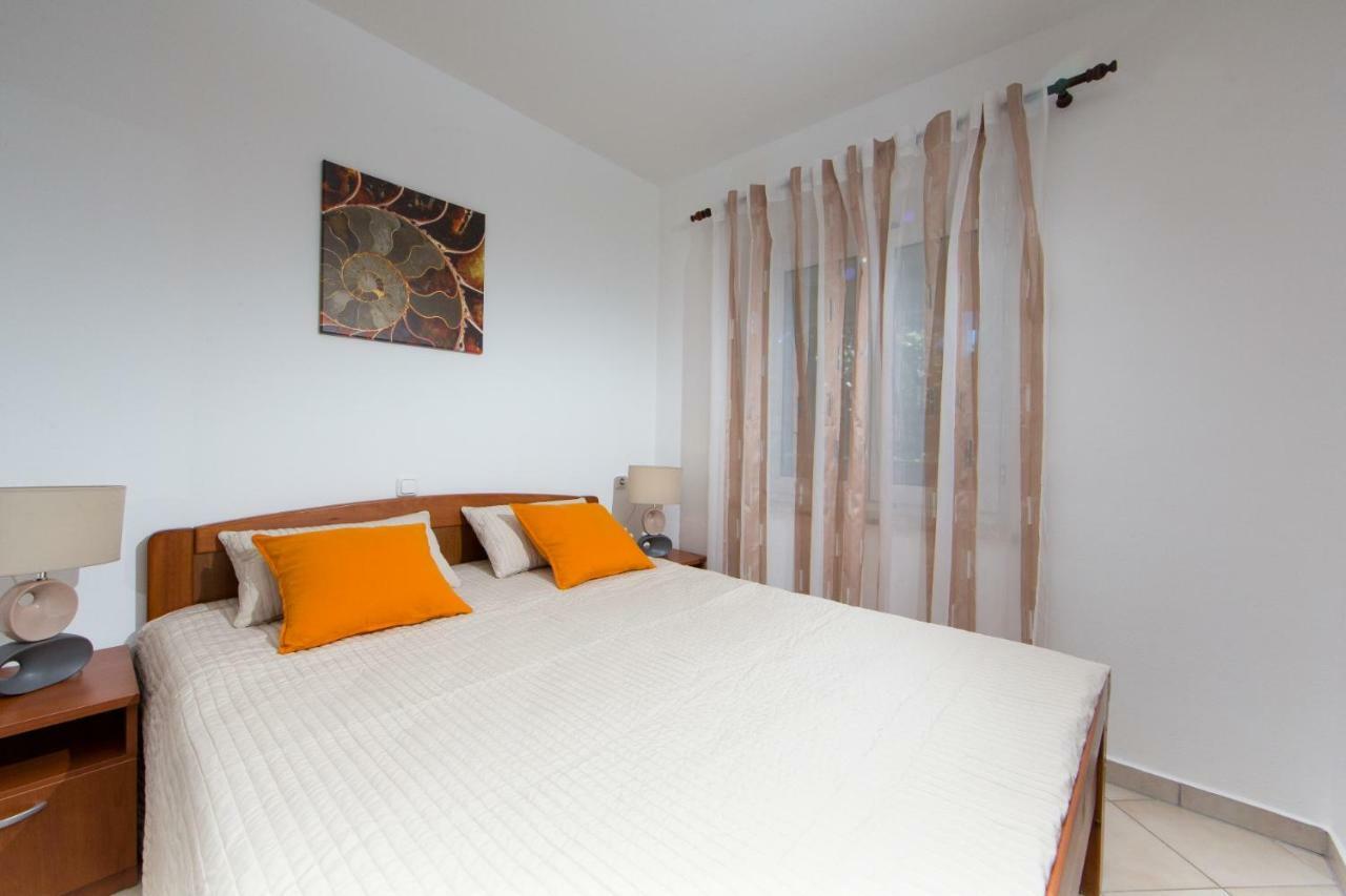 Apartments Sanmichel Пула Екстериор снимка