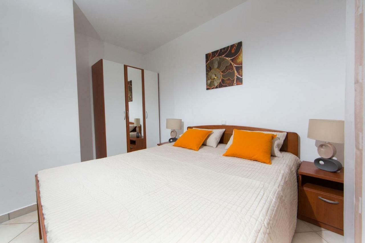 Apartments Sanmichel Пула Екстериор снимка