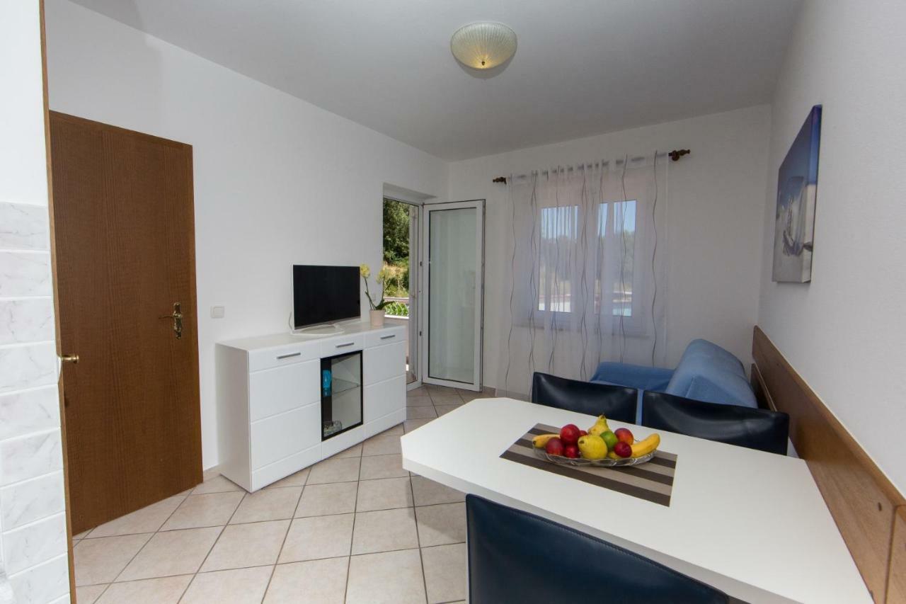 Apartments Sanmichel Пула Екстериор снимка