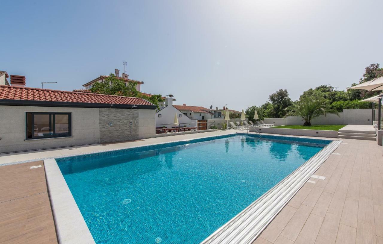 Apartments Sanmichel Пула Екстериор снимка