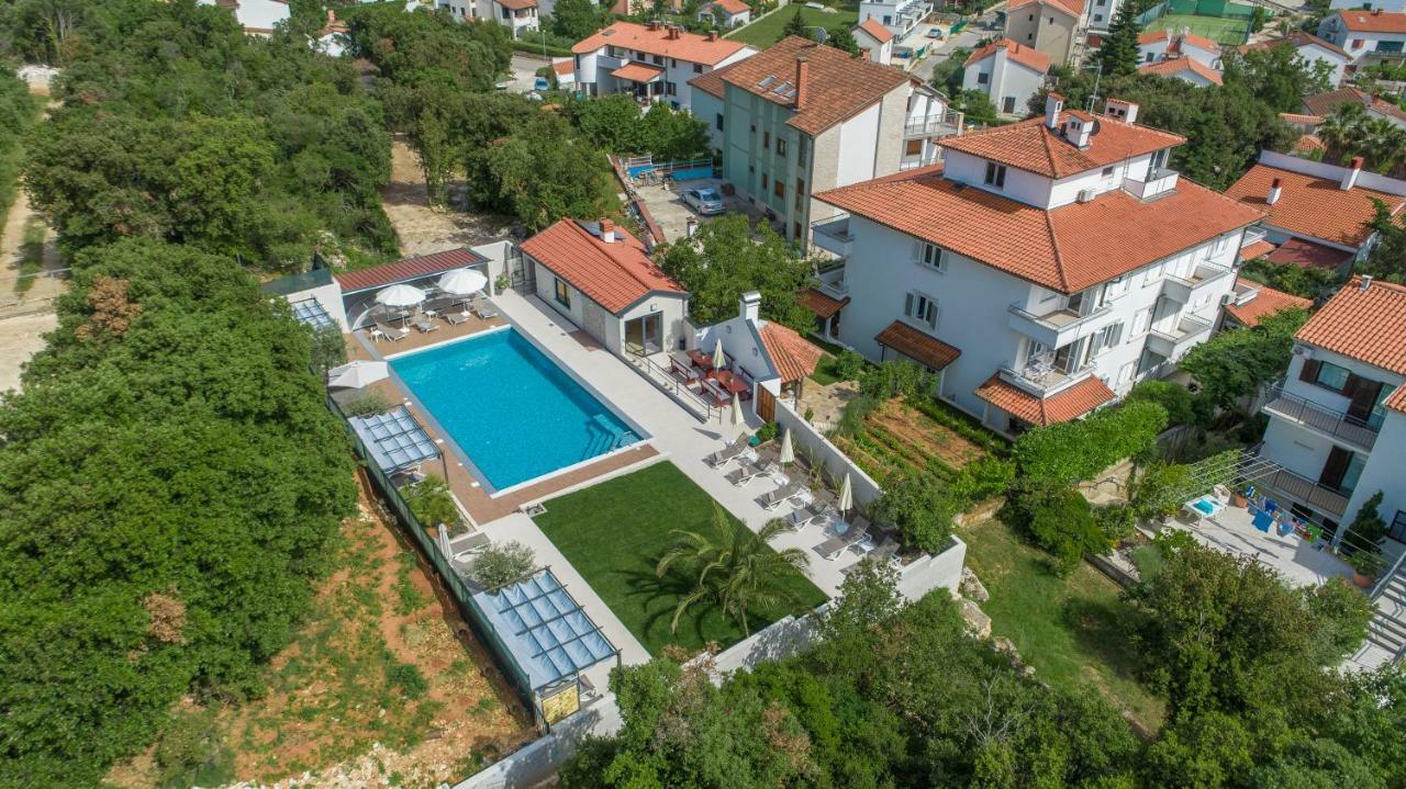Apartments Sanmichel Пула Екстериор снимка